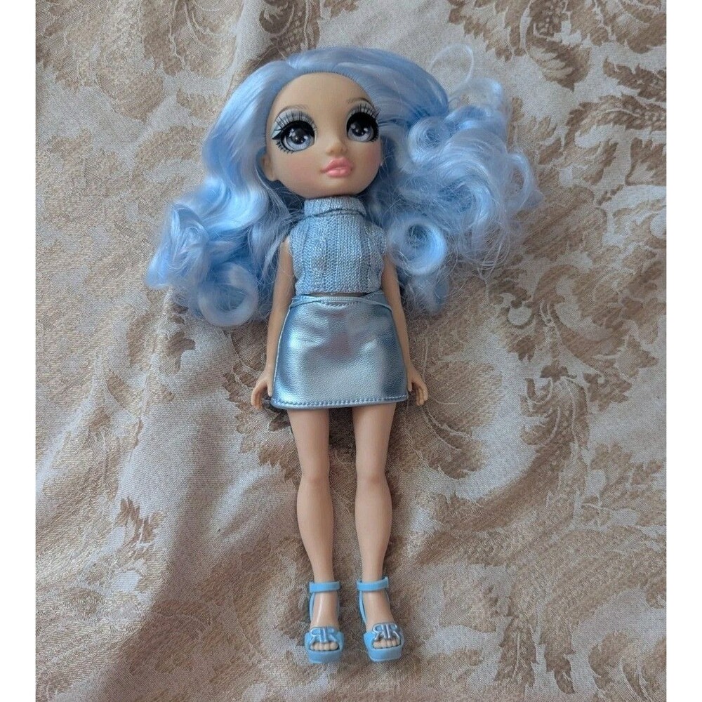 Rainbow High Series 3 Gabriella Icely Fashion Doll MGA 2021